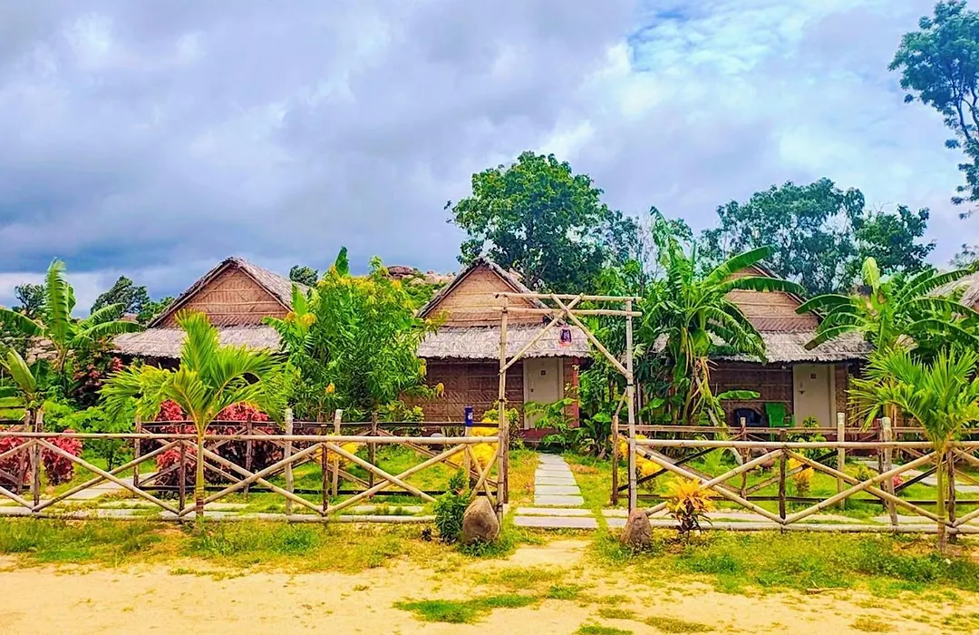 Om Shanti Om Home Stay & Cafe Hampi-1