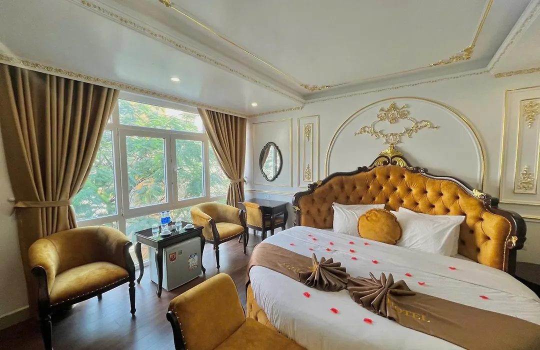 Quan Nhân Hotel-1