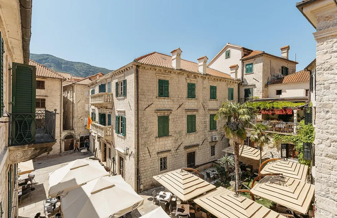 Hotel Monte Cristo-1