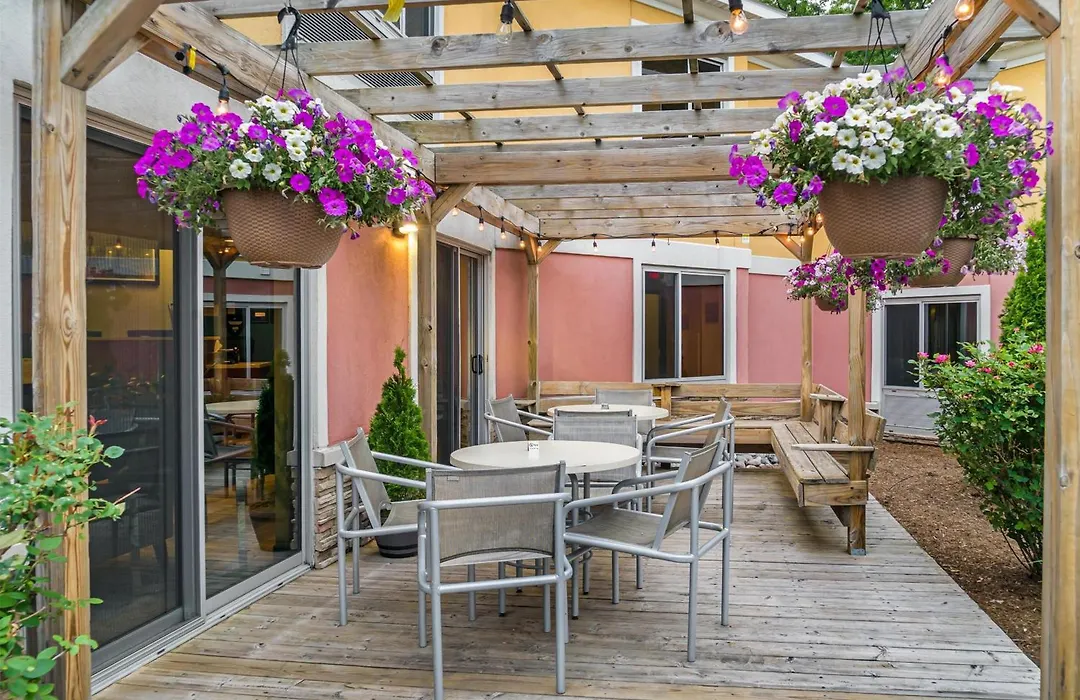 Best Western Plus Traverse City-1