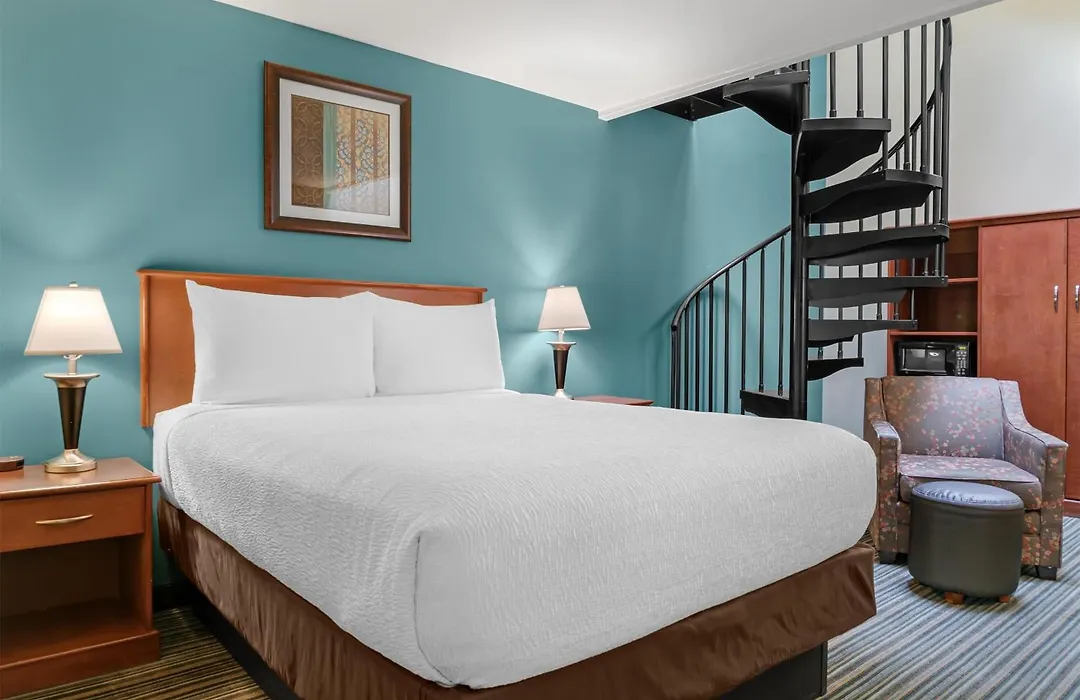 Best Western Plus Traverse City-1