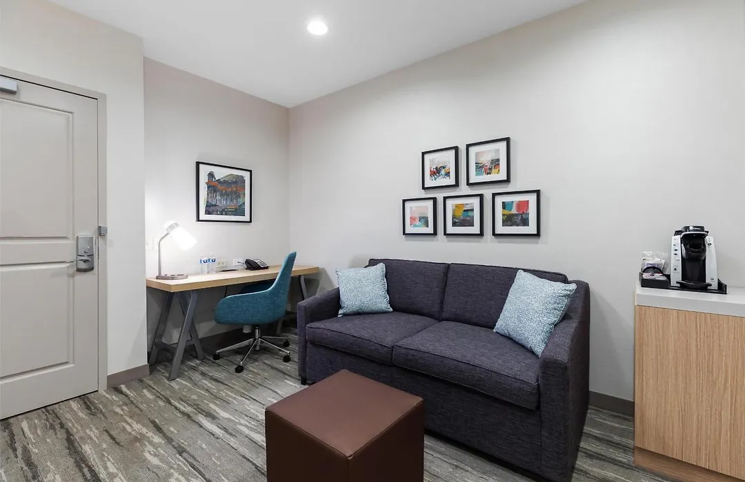 Hilton Garden Inn Auburn-1