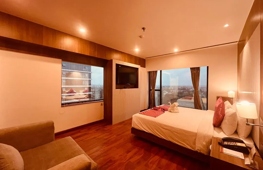 Hotel Senses-1