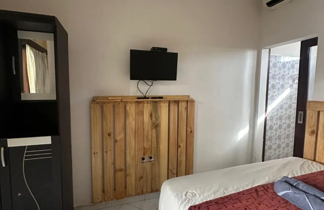 Sari Buana Bed & Breakfast-1