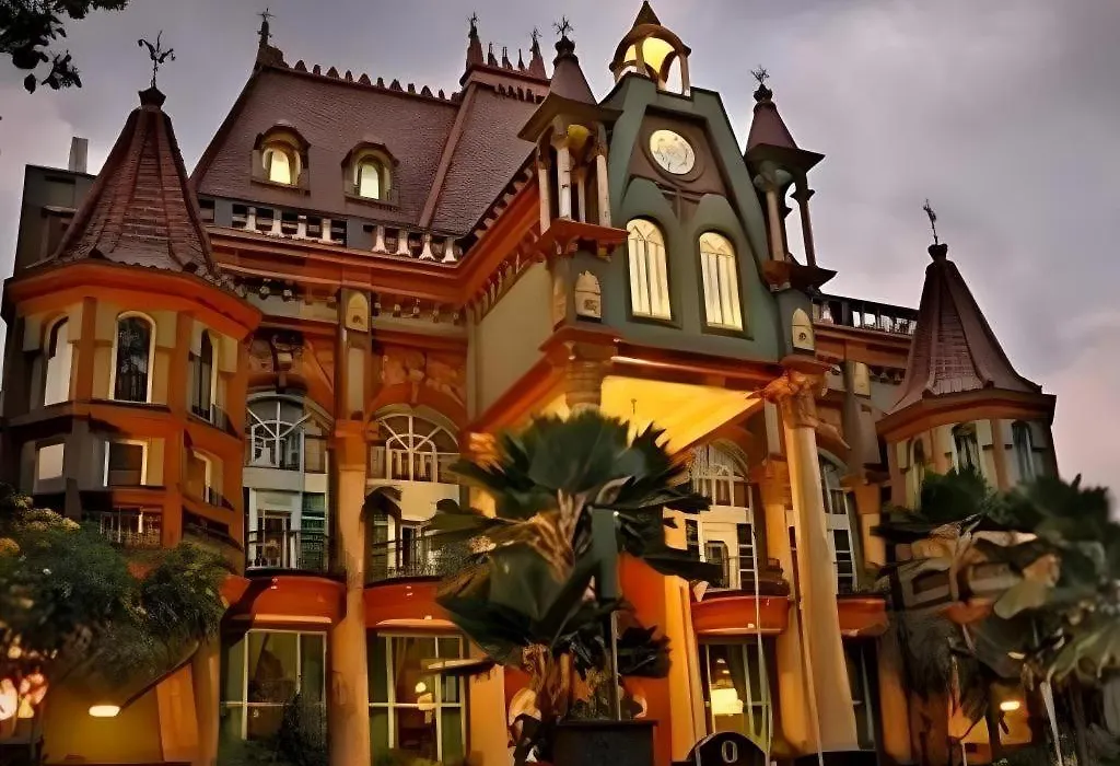 Gajahmada Graha Hotel-1