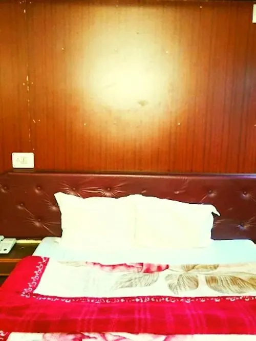 Hotel Queen-1