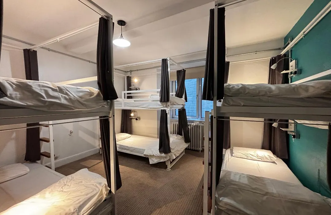 Safestay Glasgow Charing Cross-1