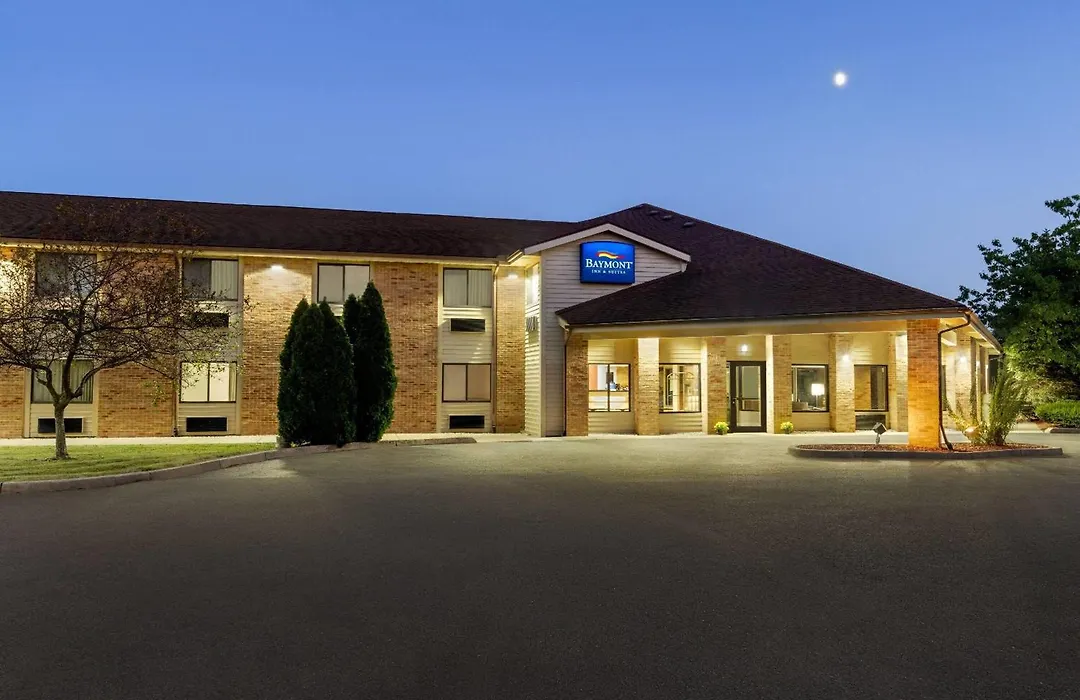 Baymont By Wyndham Monroe-1