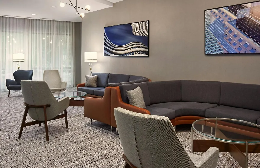 Courtyard By Marriott Hamilton-1