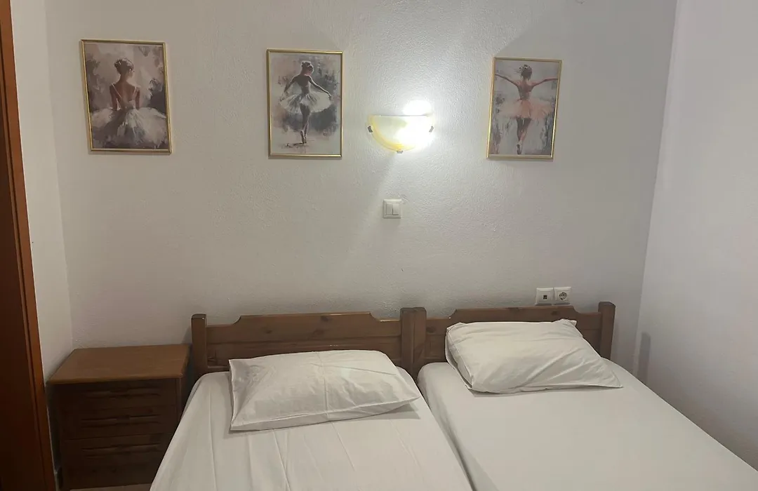 Hotel Kosmas-1