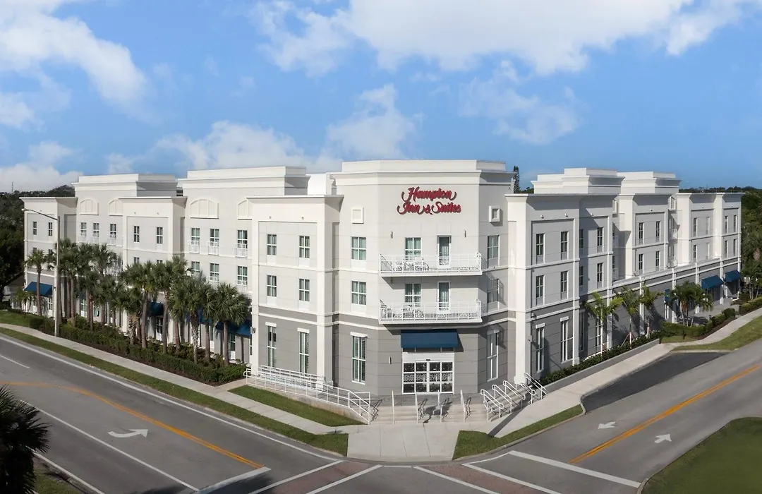 Hampton Inn And Suites By Hilton Vero Beach-Downtown-1