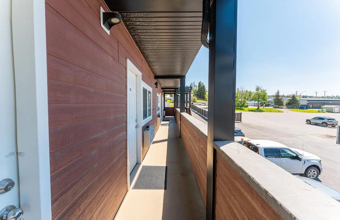 Hinton Highway Inn-1
