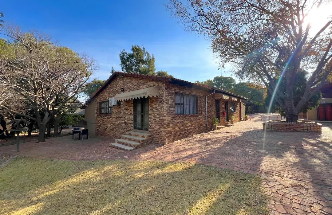 Protea Ridge Guest Cottages And Conference Centre-1