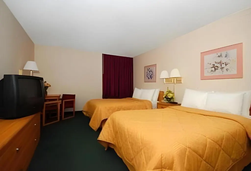 Quality Inn Waynesburg - Morrisville-1