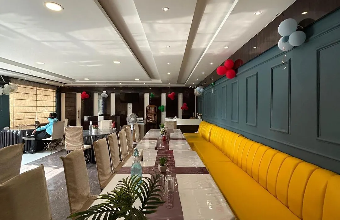 Hotel Milan Palace-1