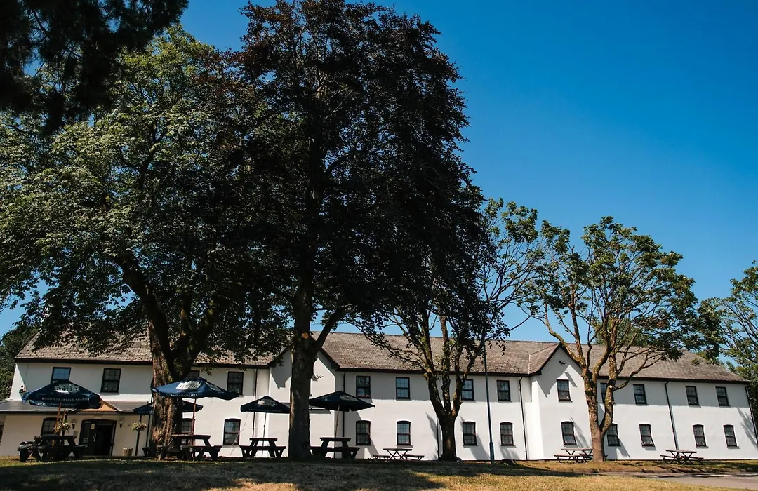 Coach & Horses Hotel-1