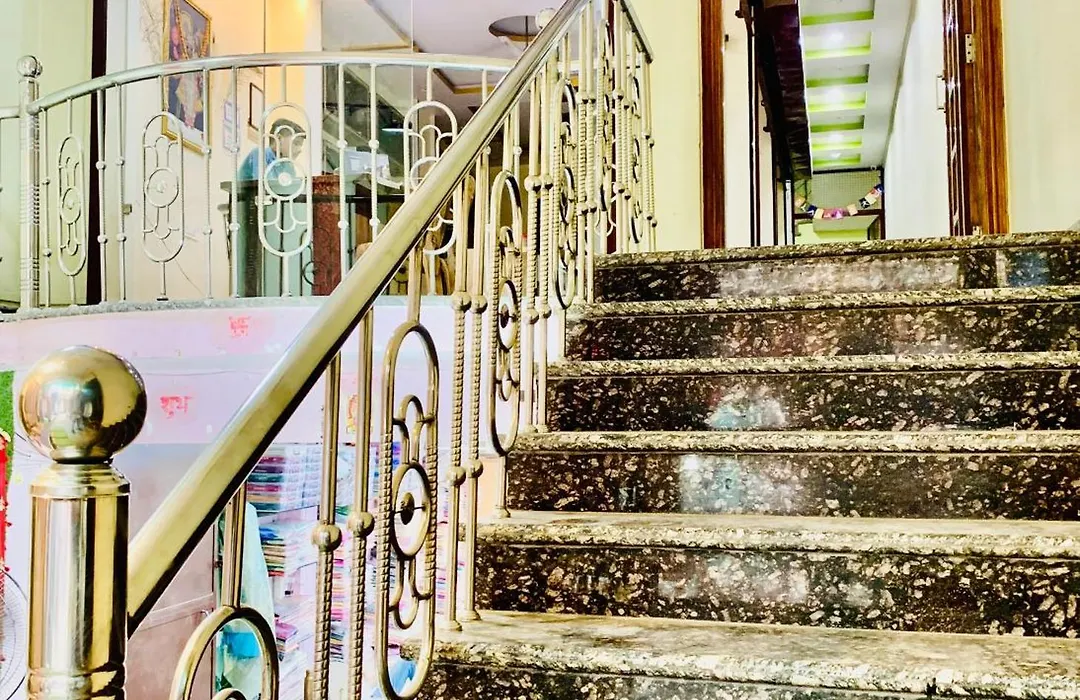 Shri Ji Hotel-1