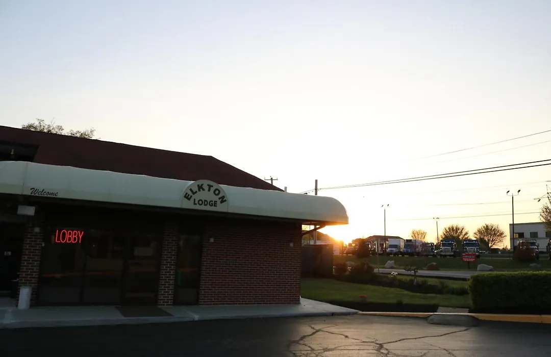 Elkton Lodge-1