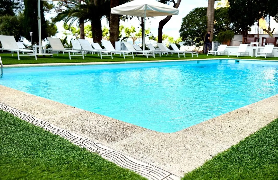 Hotel Trias-1