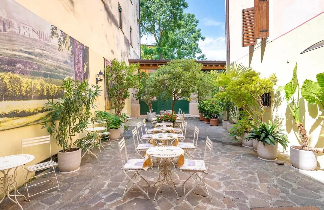 Boutique Hotel Scalzi - Adults Only-1