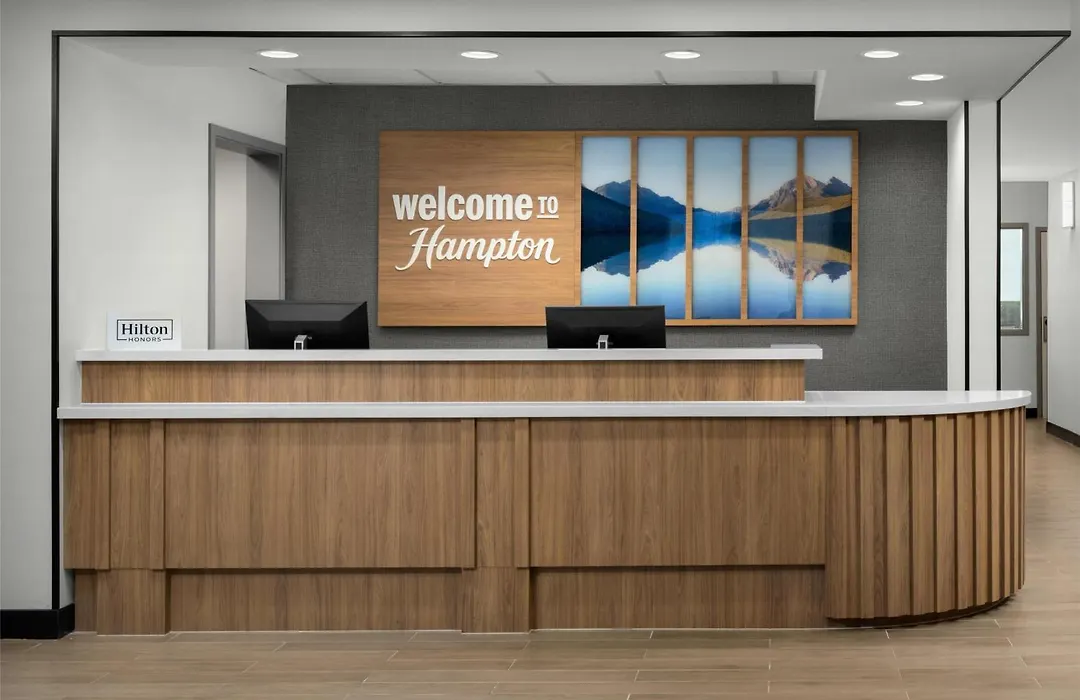 Hampton Inn Butte-1