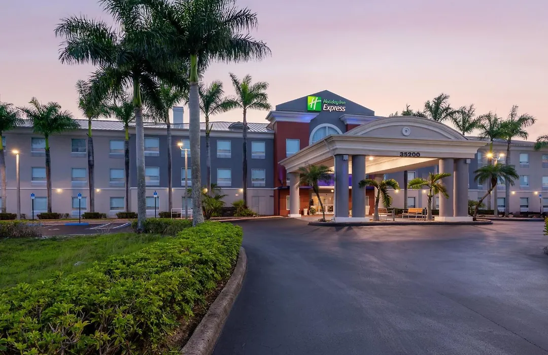 Holiday Inn Express & Suites Florida City-Gateway To Keys By Ihg-1