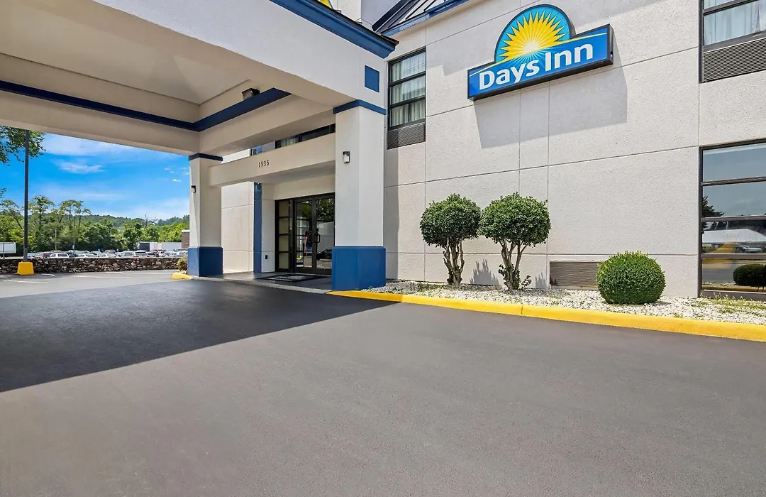 Days Inn By Wyndham Salem-1