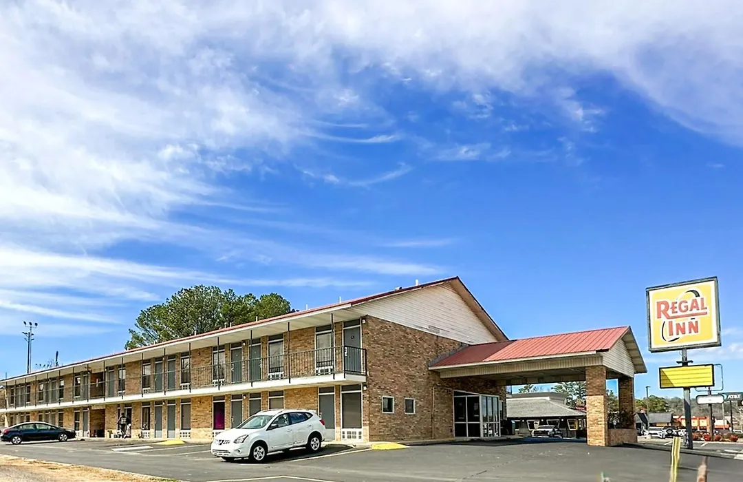 Regal Inn Guntersville Hwy 431-1