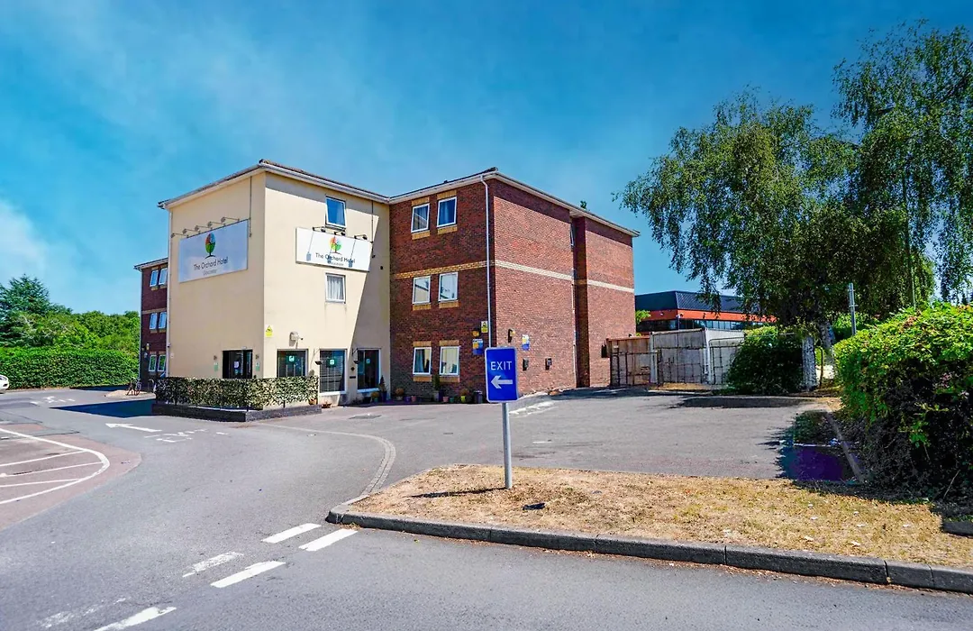 Go2 Gloucester Hotel By Oyo-1