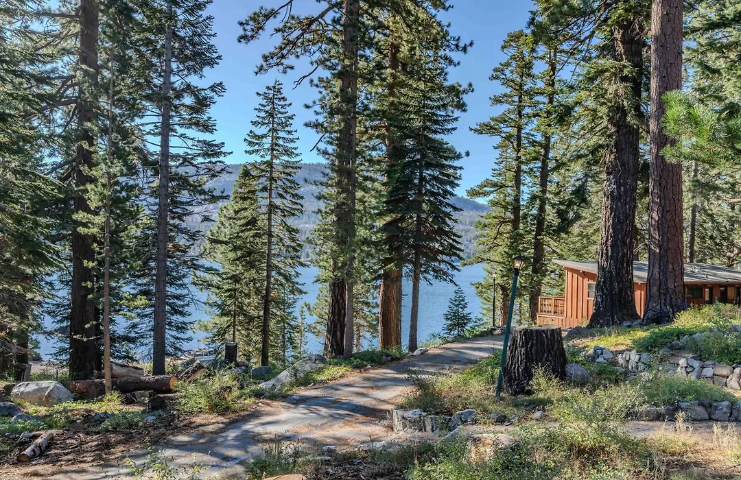 Kit Carson Lodge-1