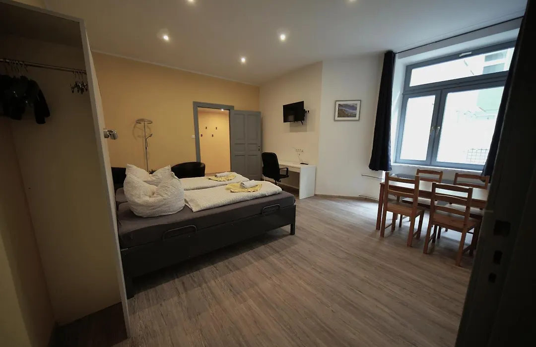 Apartments Kolo 77-1