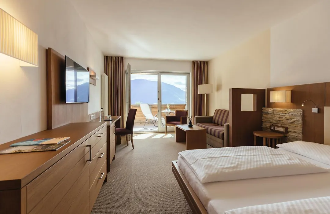 Hilburger Hotel-1