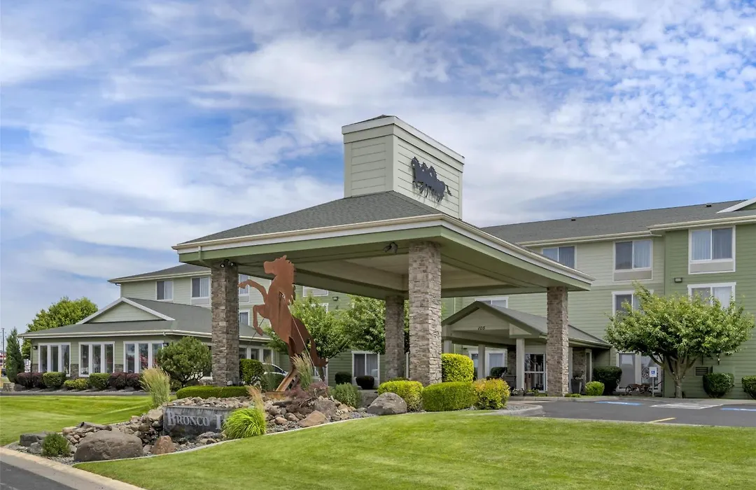 Best Western Bronco Inn-1