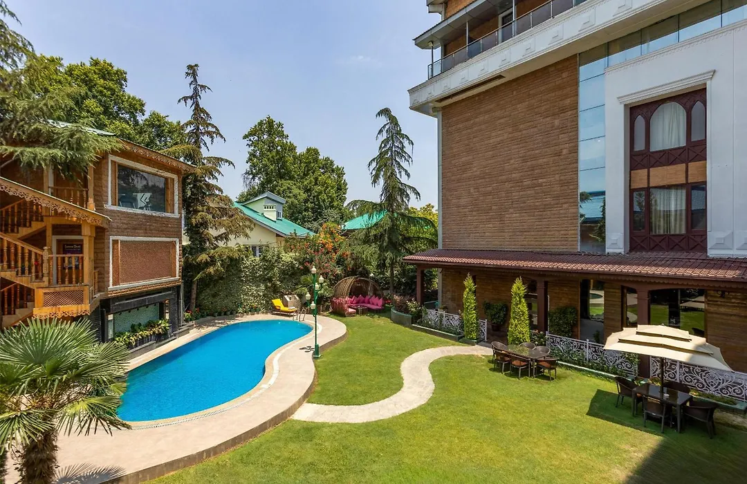 Radisson Srinagar-1