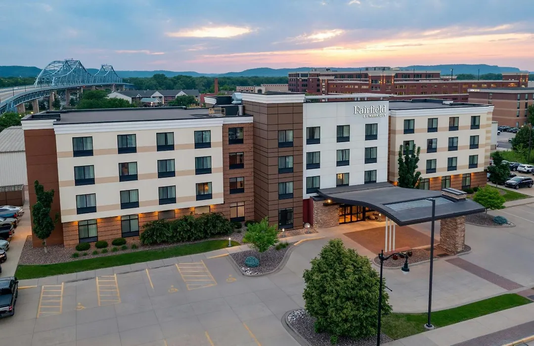 Fairfield Inn & Suites By Marriott La Crosse Downtown-1