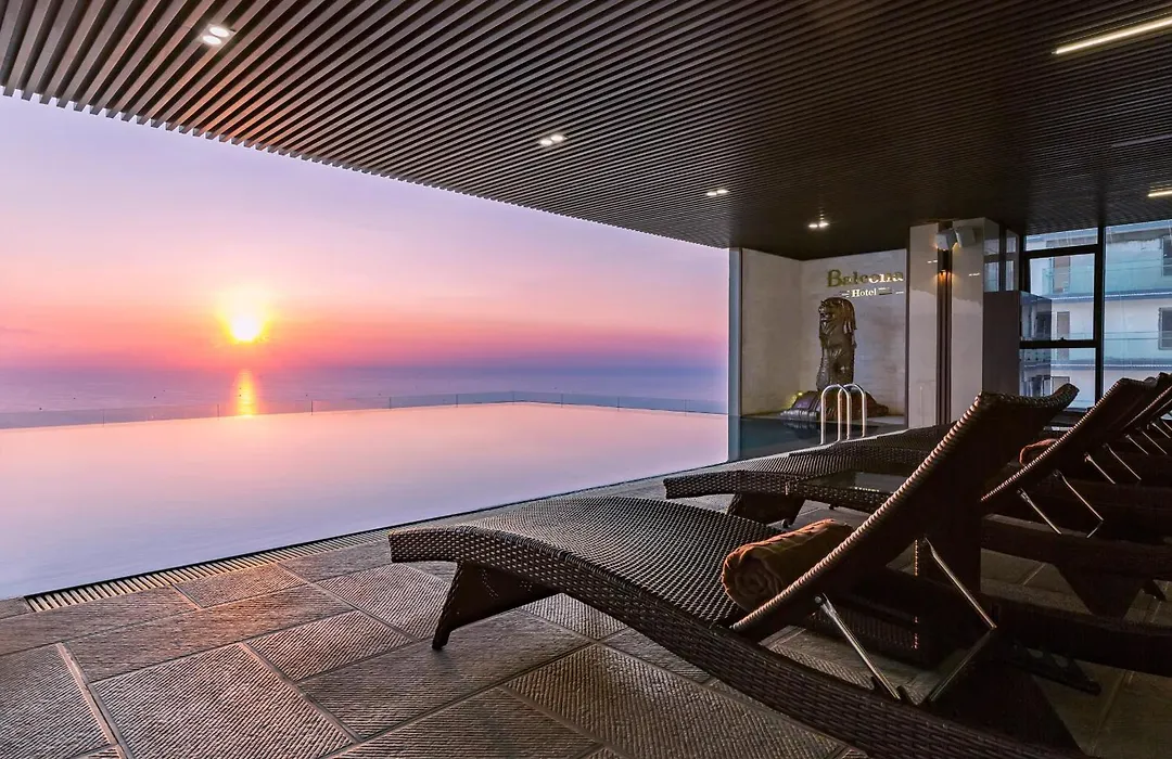 Balcona Hotel Da Nang-1