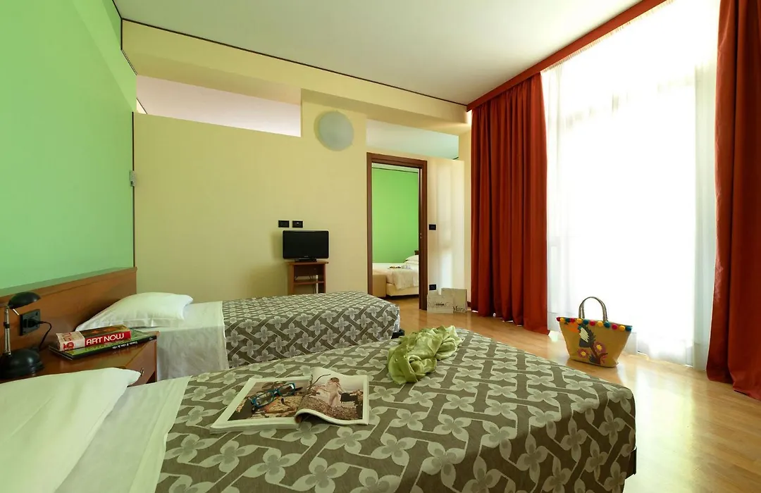 Hotel Terme Paradiso-1