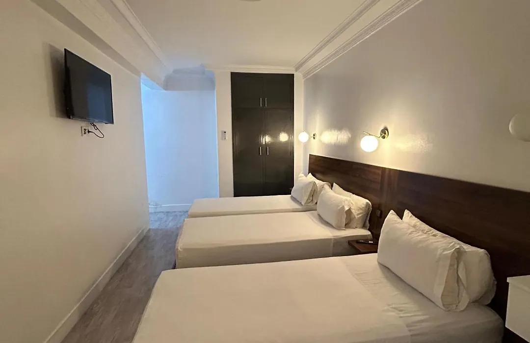 Crystal Boulevard Hotel-1
