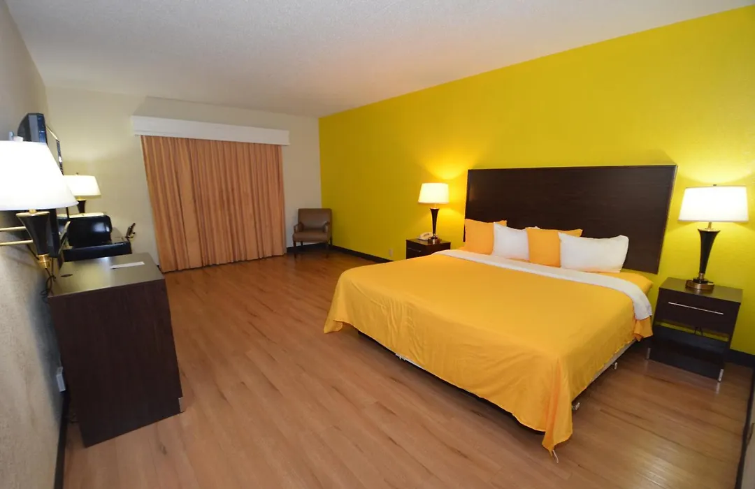 Golden Hotel And Conference Center-1
