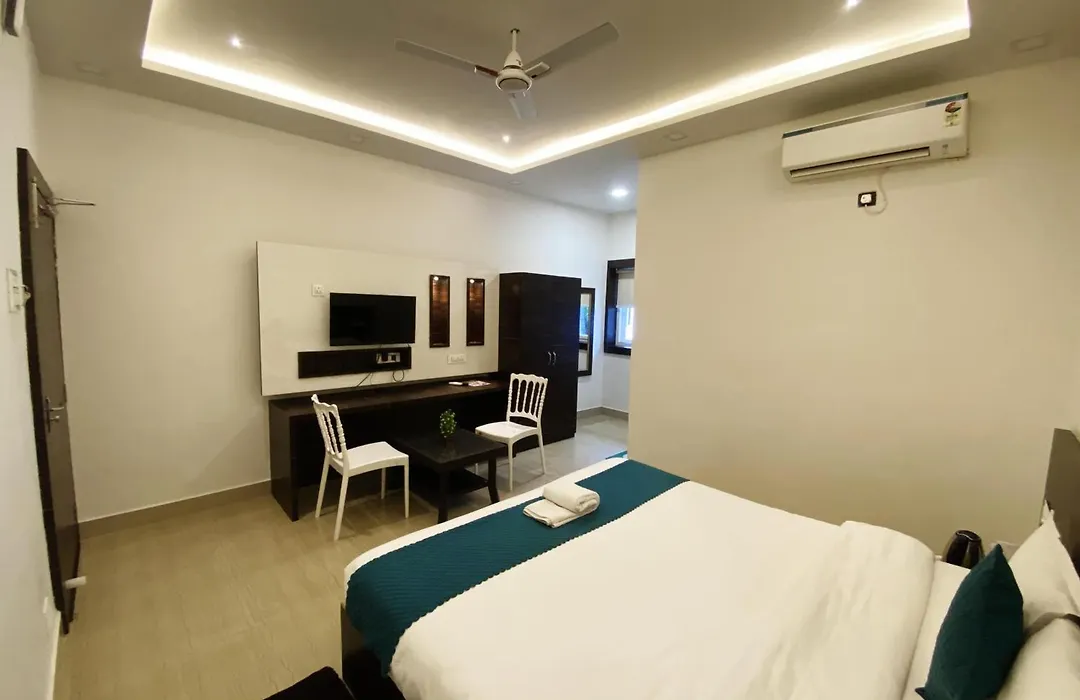 Hotel Shivali Inn-1