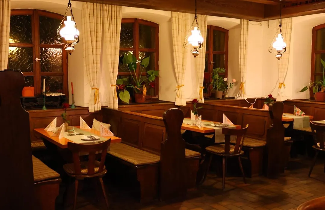 Landgasthof Hotel Zum Roß Dorfgütingen-1