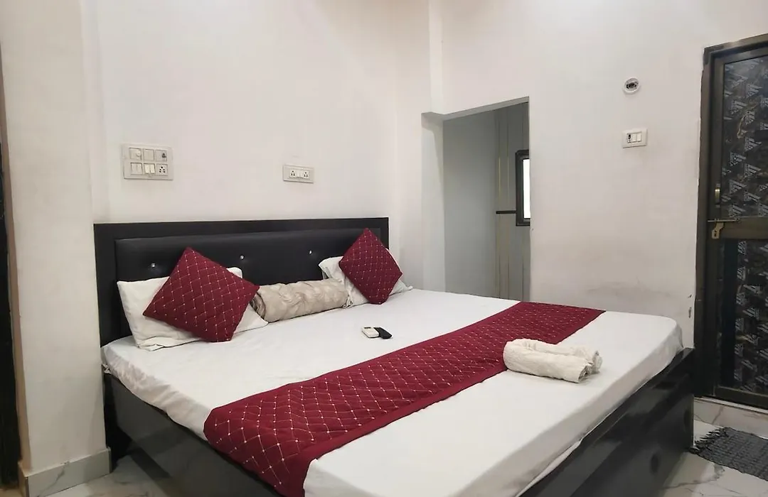 Relax With Raghav Hotel-1