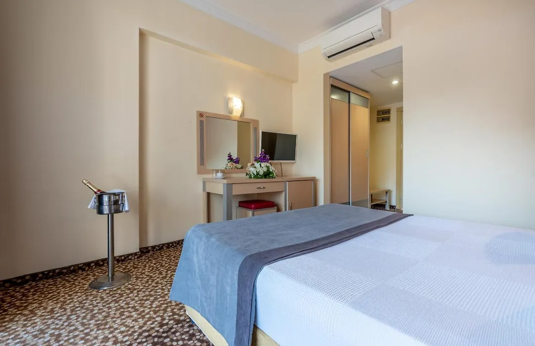 Otel Grand Viking-1