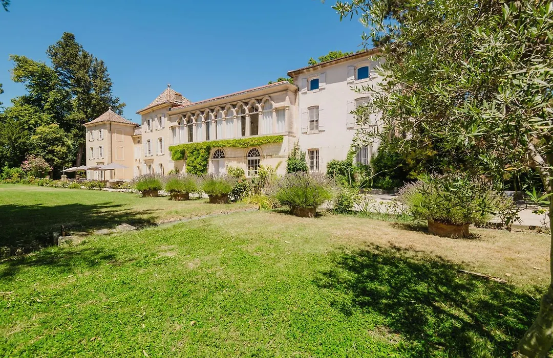 Chateau Saint Perret-1