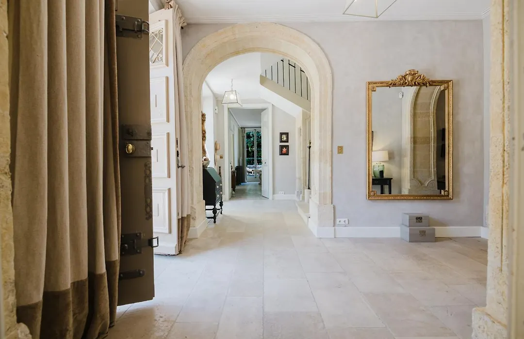 Château Saint Perret-1