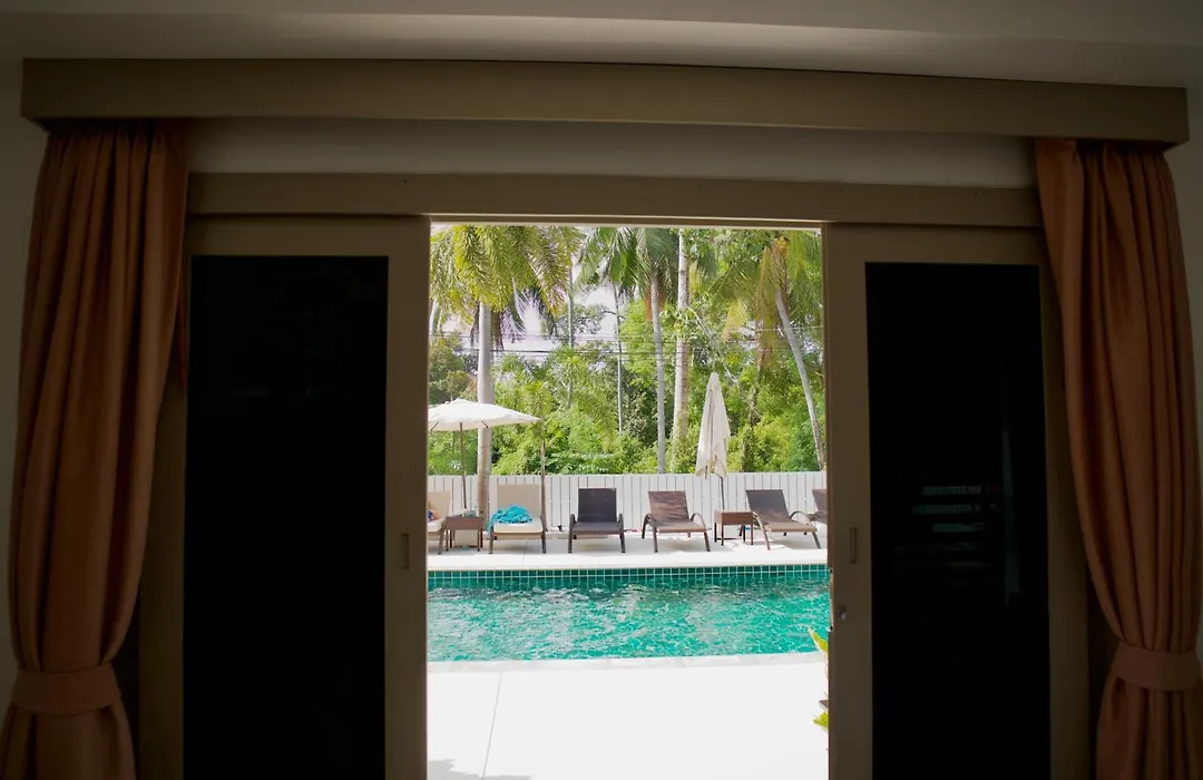 Ampha Place Hotel-1