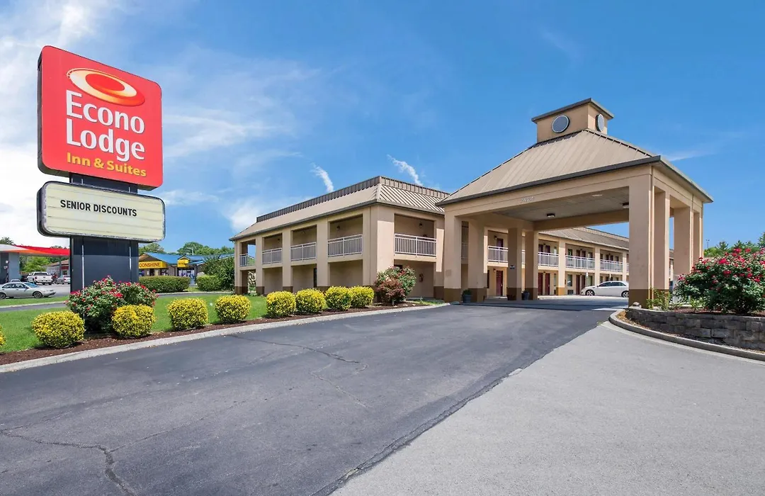 Econo Lodge Inn & Suites Knoxville East-1
