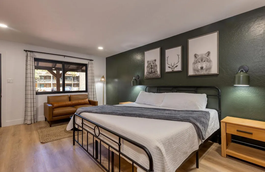 Timberlodge Inn-1