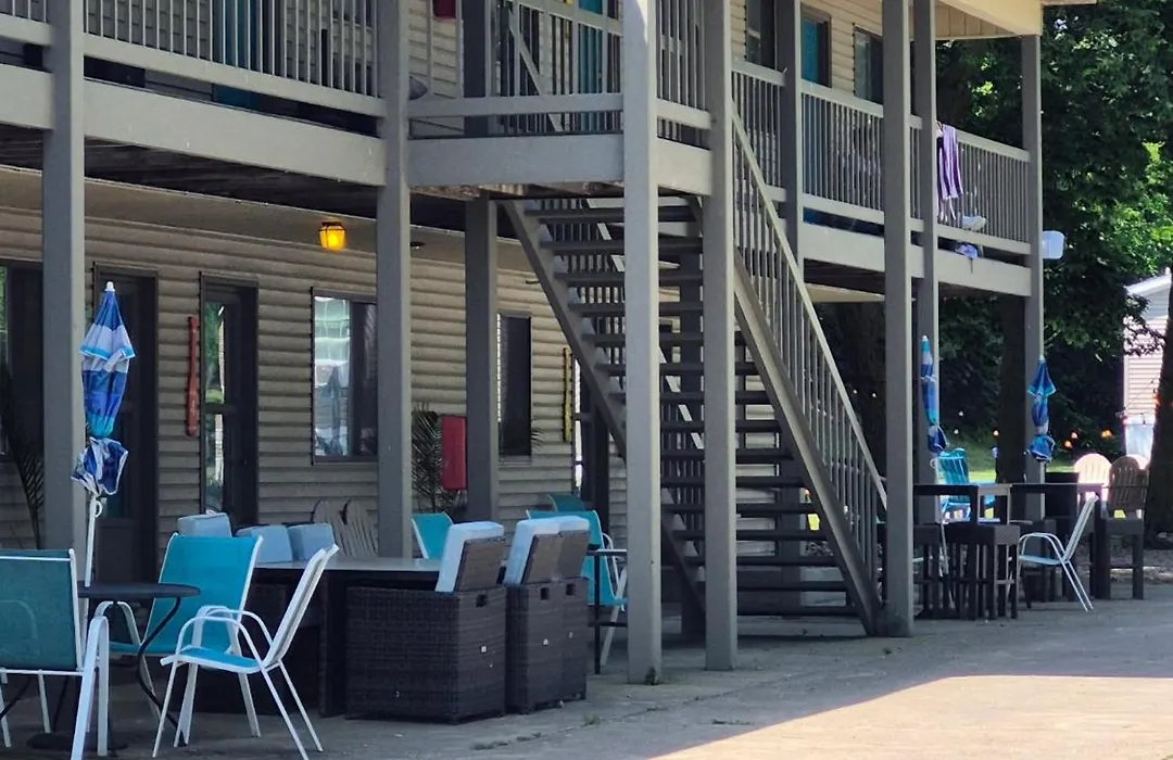 Lake Point Motel-1