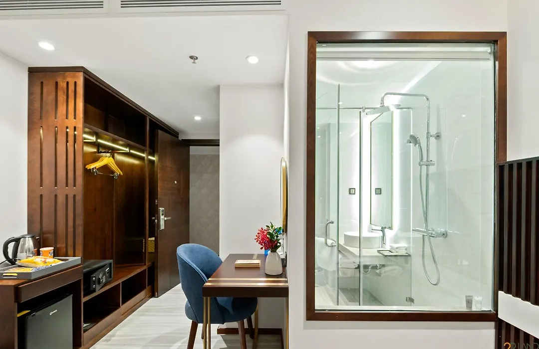 22Land Hotel Saigon-1